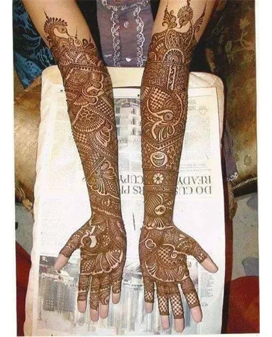 Classy Bangle Front Full Hand Mehndi Design Effect